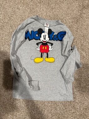 Disney Gray Long-Sleeve Mickey & Co Graphic Tee with Blue Logo
